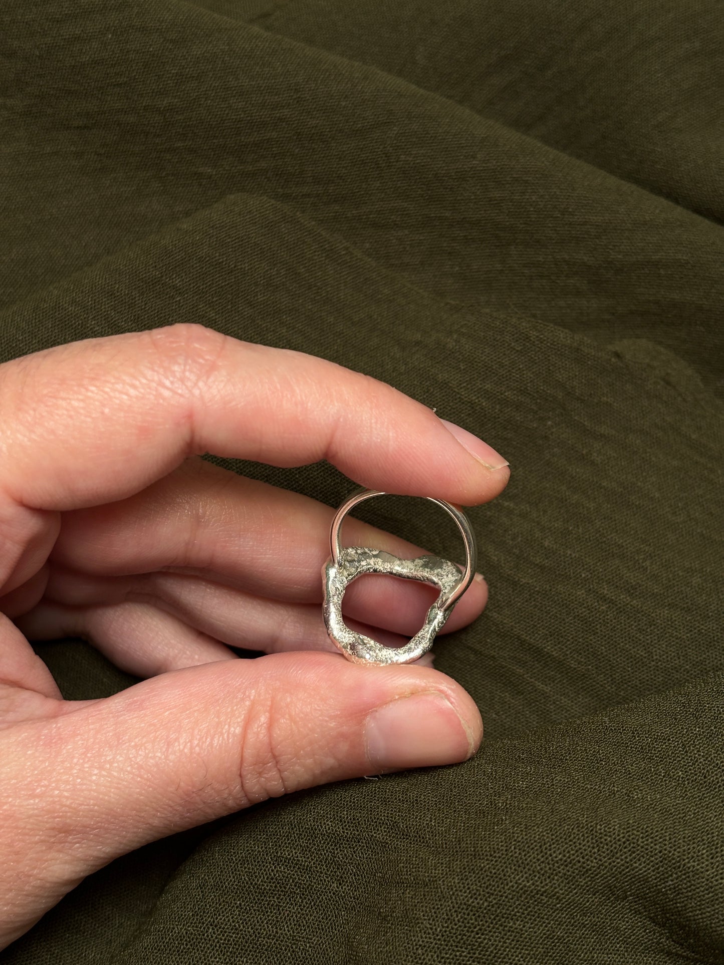 Molten ring