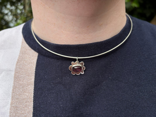 Tourmaline flower choker necklace