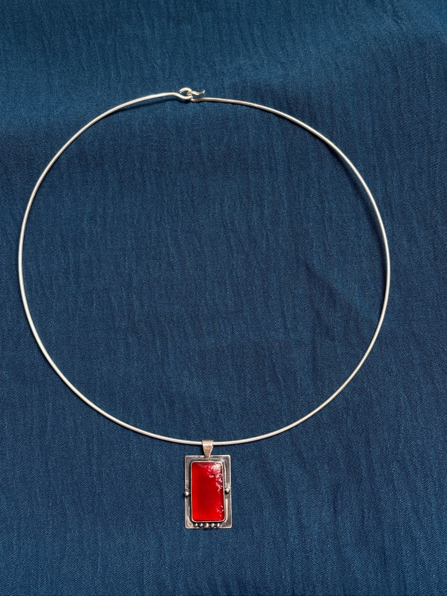 Red onyx choker necklace