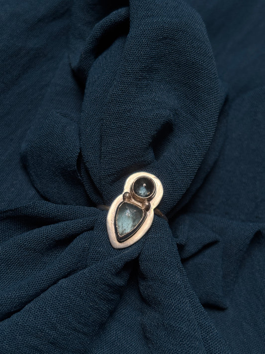 Kyanite ring